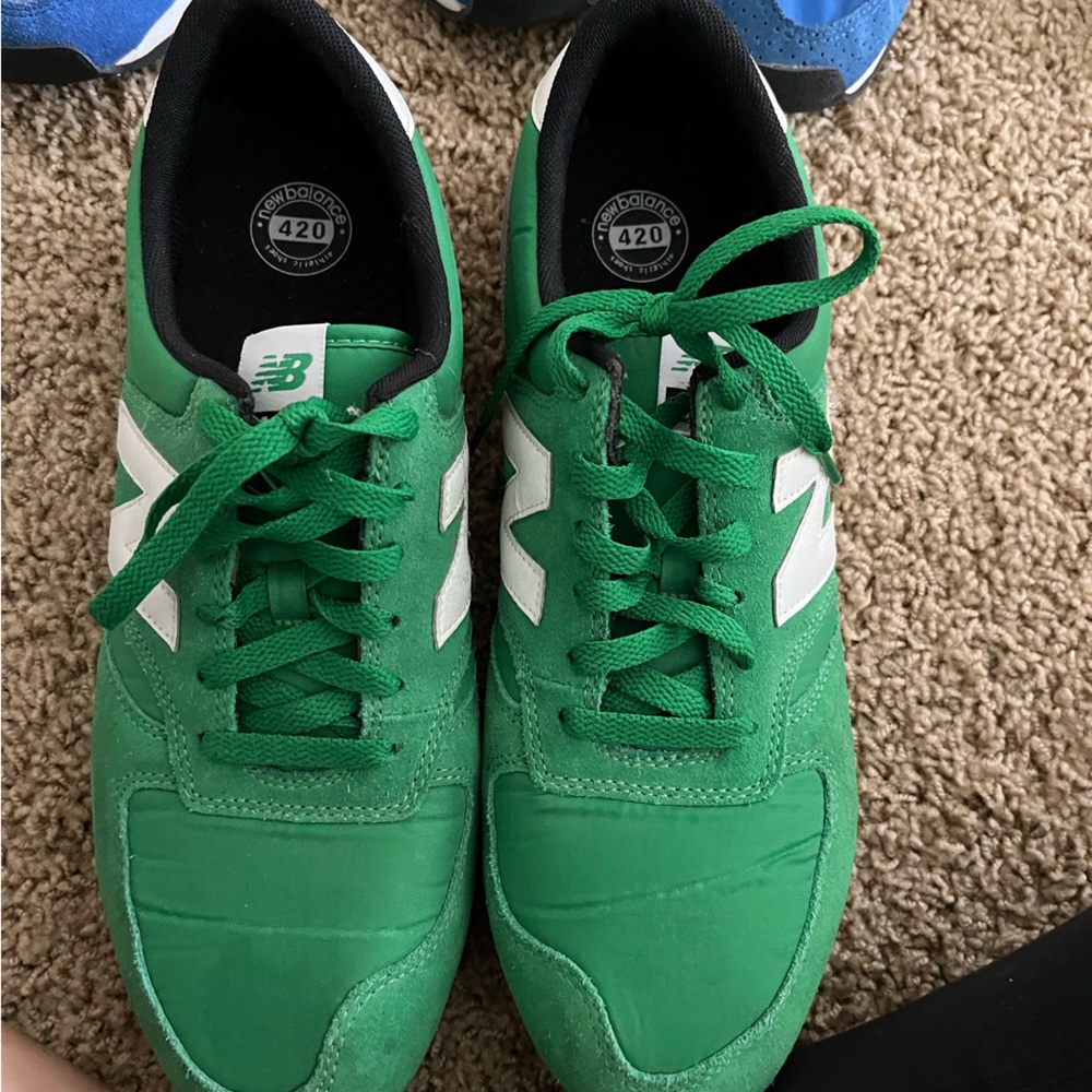 New Balance 420